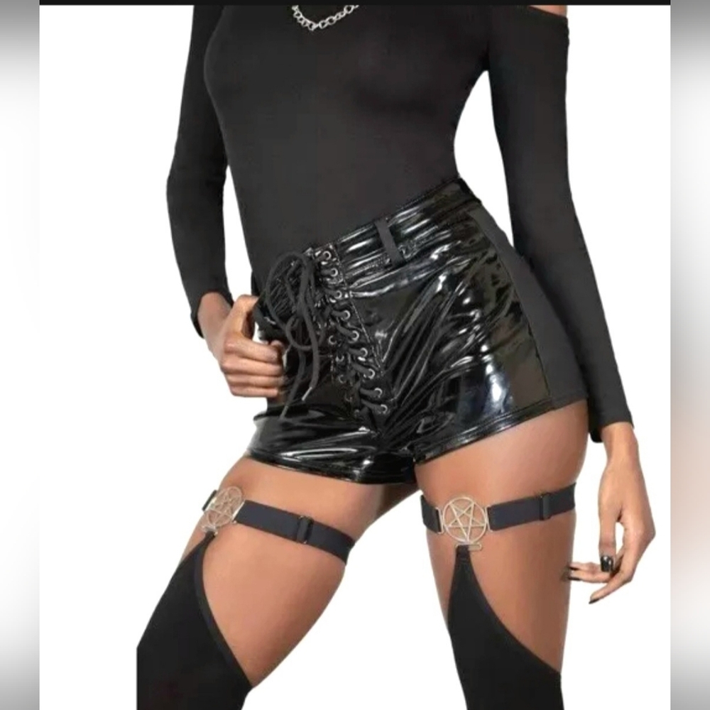 Killstar Exxanimate blk vinyl hot pants corset tie front sexy shorts XXL NWT - Picture 8 of 17